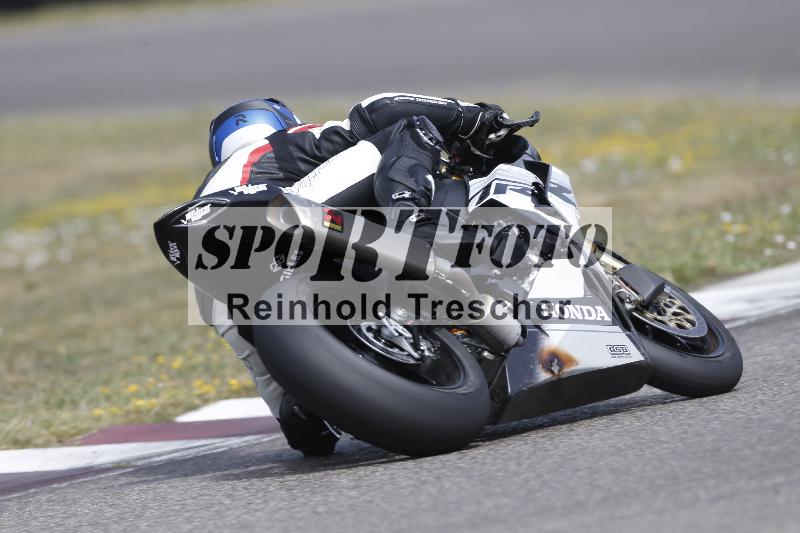 /37 09.08.2026  Pluess Motosport ADR/Freies Fahren/92
